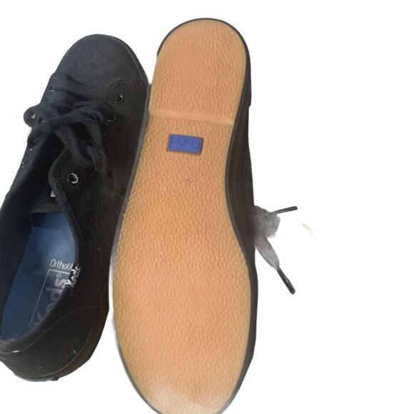 Keds womens black GUC Size 7.5 - Picture 2 of 3
